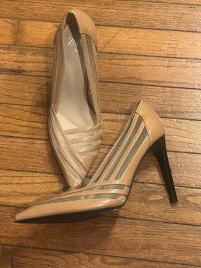 Zara Womens Shoes Beige Black Heels Stripes/Mesh Pointy Size US 8